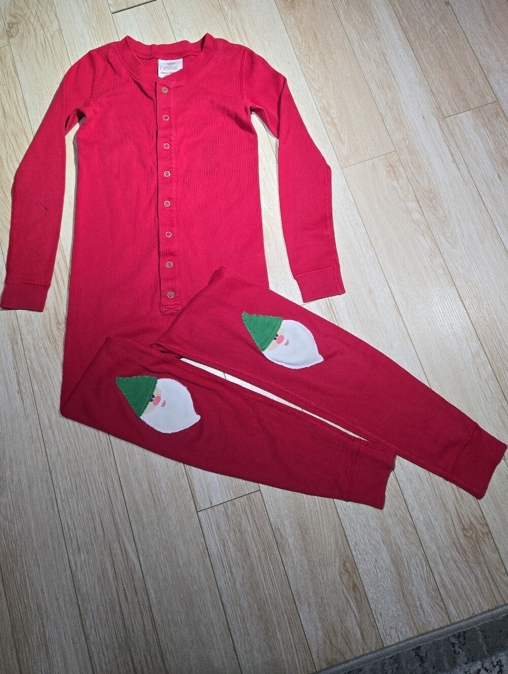 Hanna Anderson One-Piece Pajama Set with Santa Knee Patches Size 6-7
